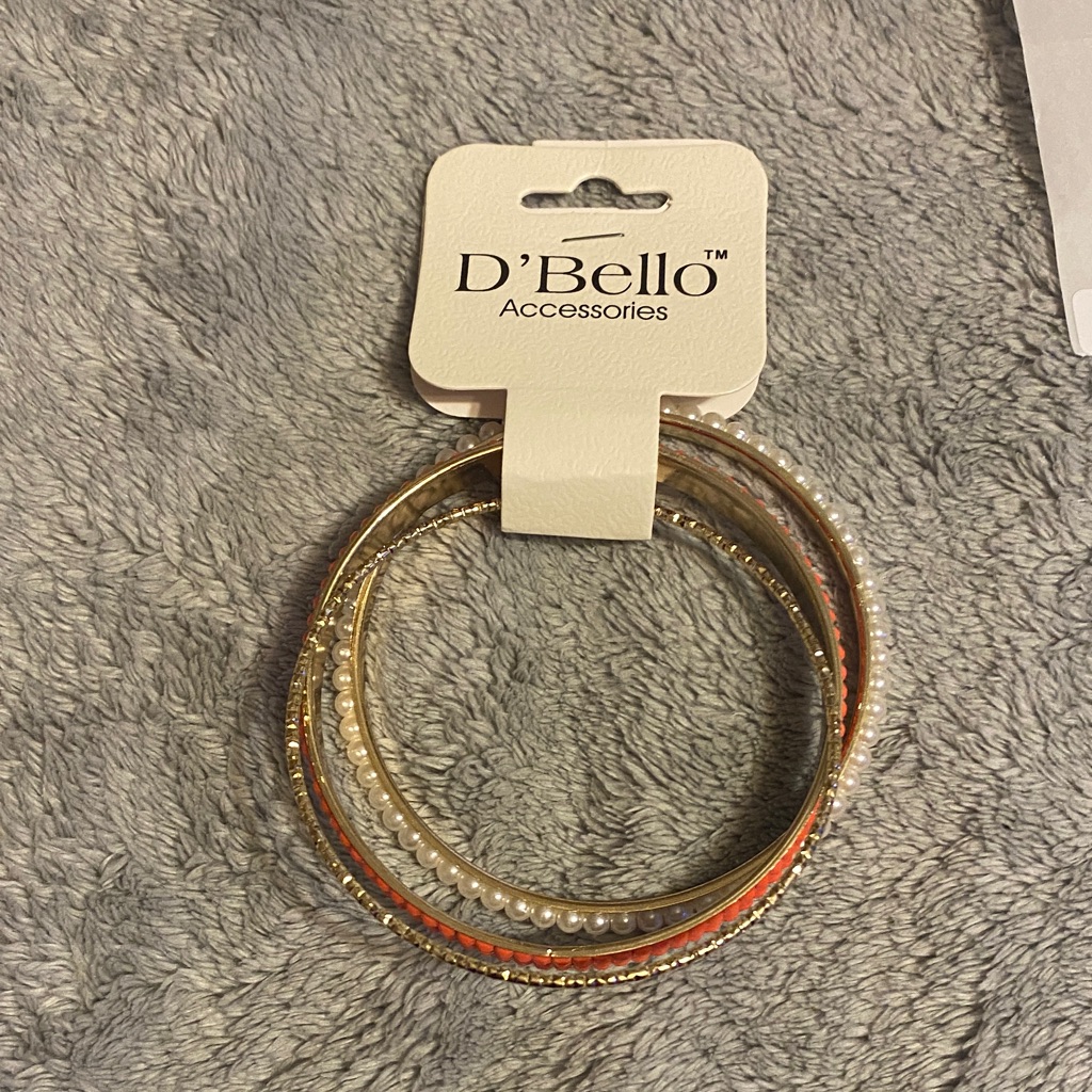 Gold And Pearl Bracelet Set